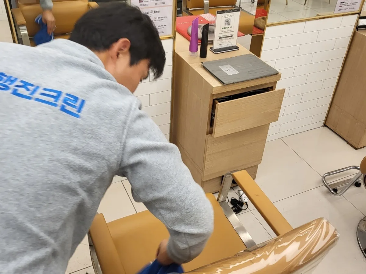순천시 가곡동 미용실 복도·대기 동선 야간 위생청소 사례 - 행진크린